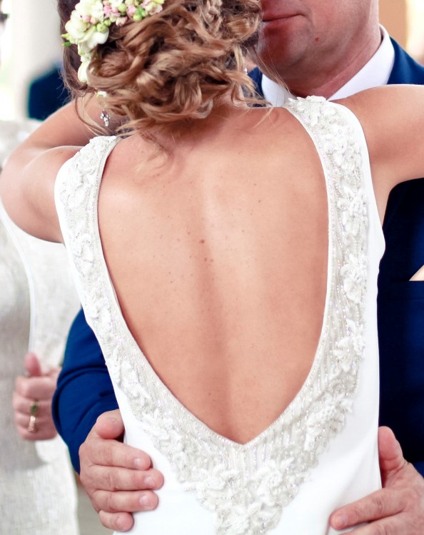 Elegancka Suknia Ślubna