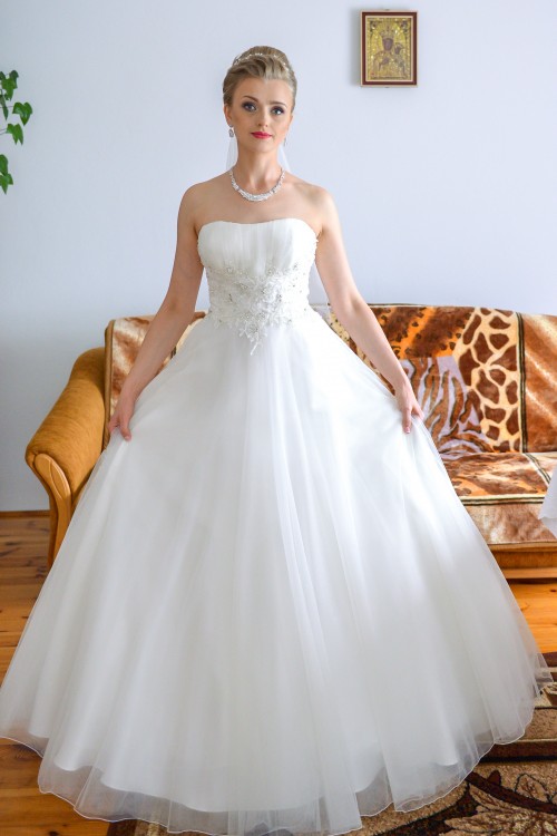 Suknia ślubna princessa Sincerity 3857 kolor ivory r. 38-40