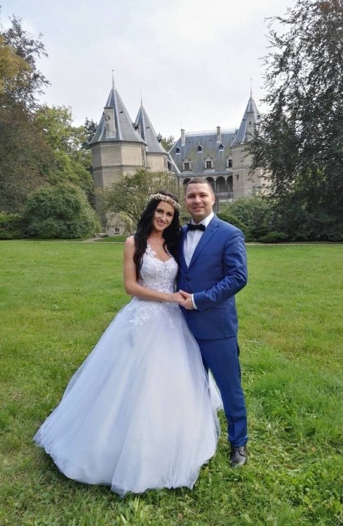 Suknia ślubna princessa