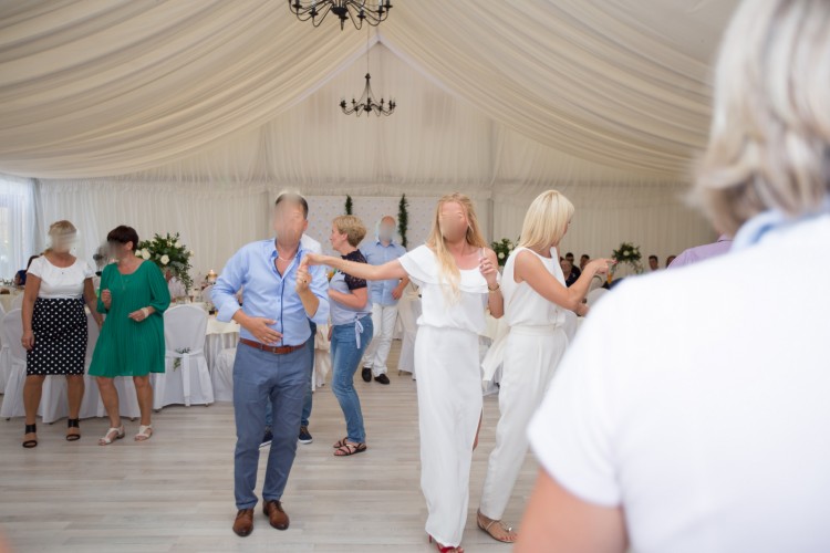 DŁUGA SUKNIA KOLOR IVORY