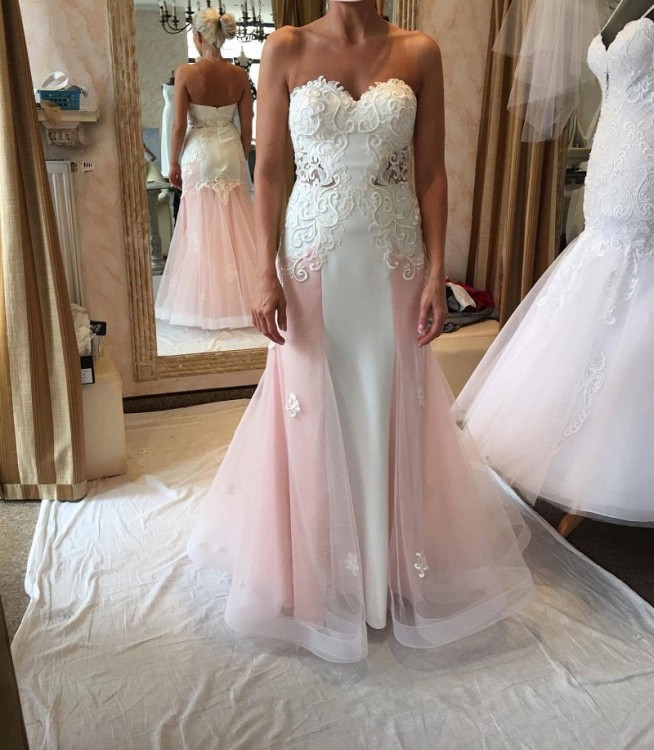 Suknia ślubna , wieczorowa