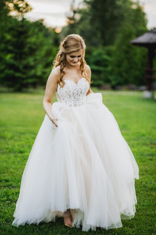 Suknia Ślubna Gabbiano kolor cappuccino r. 38 Księżniczka