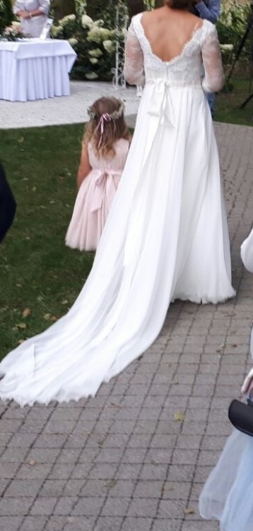 Suknia Gala 2017 tren góra koronka