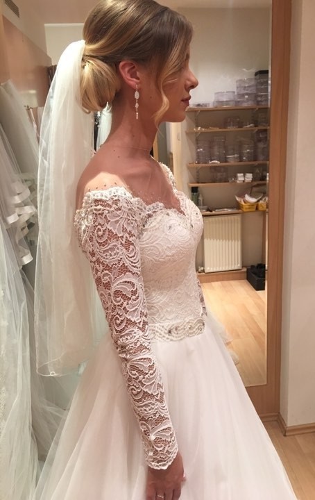 Suknia ślubna z długim rękawem + welon gratis