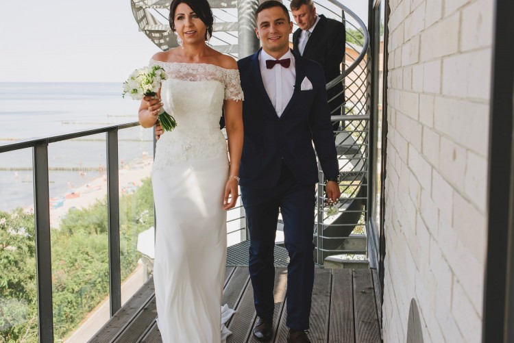 Suknia ślubna koronkowa góra