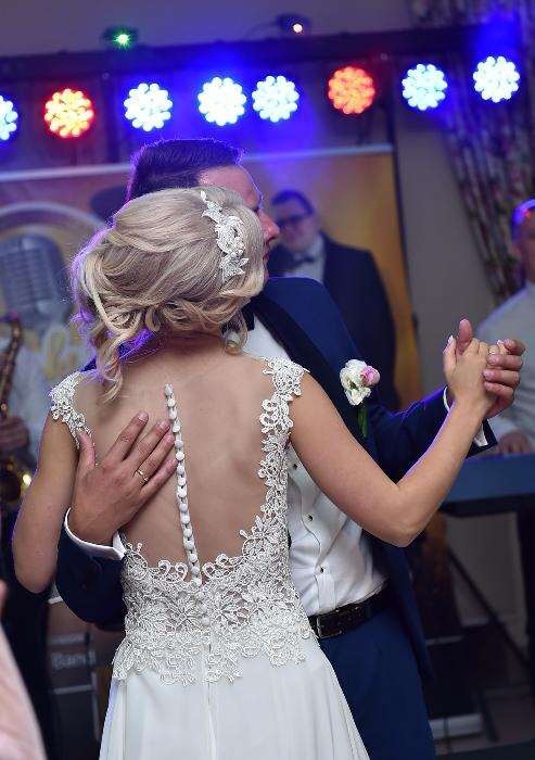 Piękna Suknia Ślubna