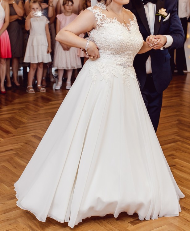 Suknia Machiko/Keira w kolorze Ivory