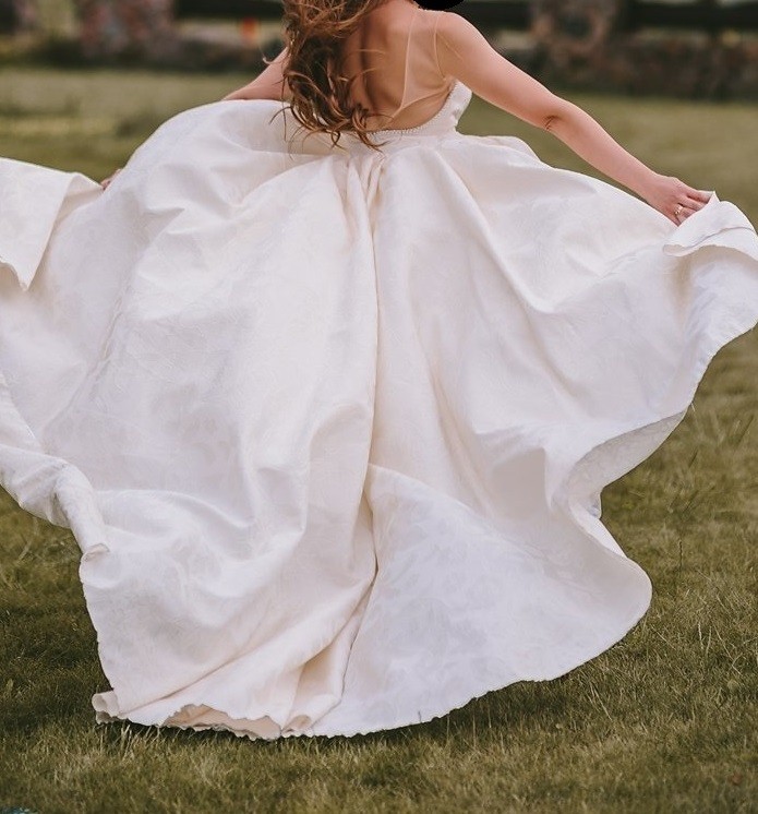 Zjawiskowa suknia ślubna z trenem rozm 36, 160+ 8,5 cm