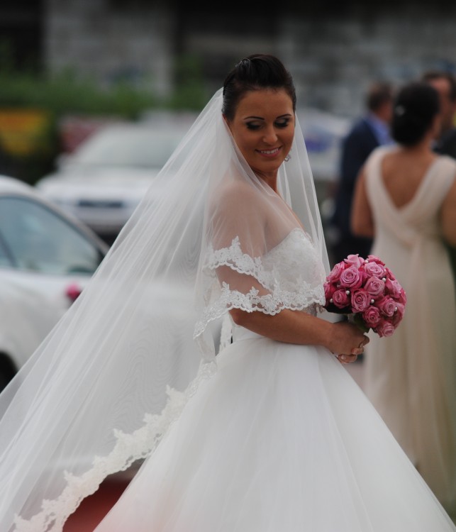 Suknia ślubna szyta indywidualnie