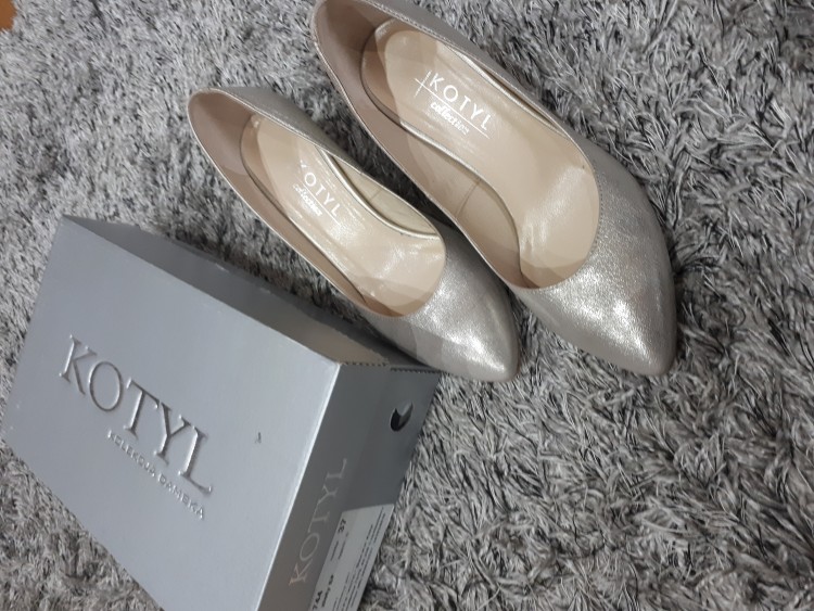Buty kotyl, model 744