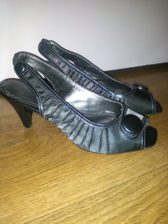 Buty