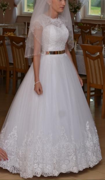 Sprzedam przepiękną suknie ślubną + welon i diadem GRATIS!!!