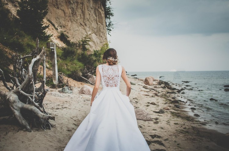 Piękna suknia ślubna firmy Margarett