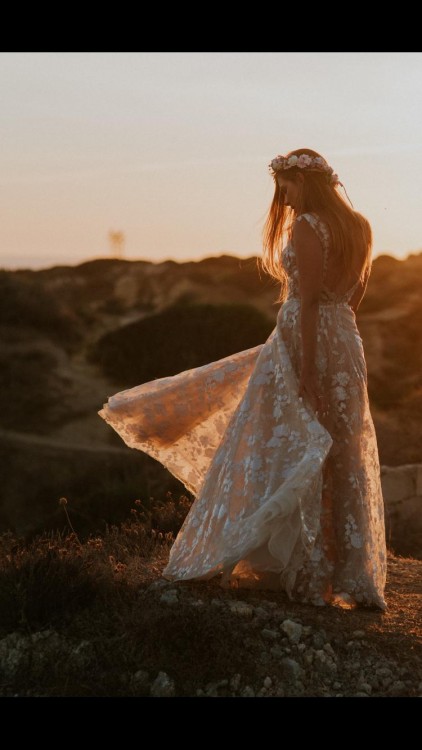 Suknia ślubna LIRA  rozm. S/36