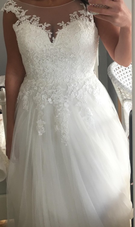 Suknia ślubna Spossabella Bahama