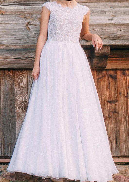 Piękna Stylowa Suknia Ślubna