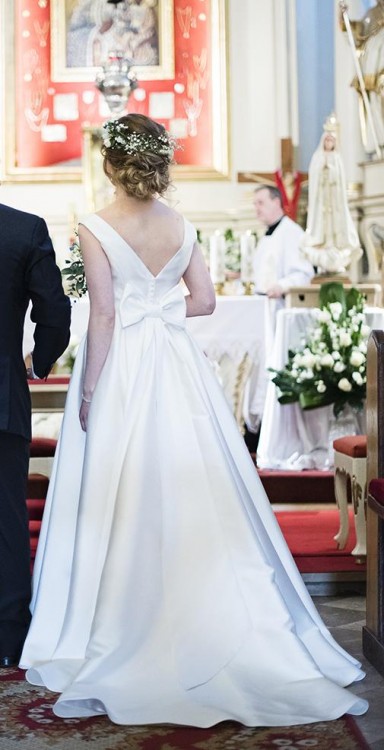 Unikatowa suknia szyta na miarę, z włoskiego salonu ślubnego