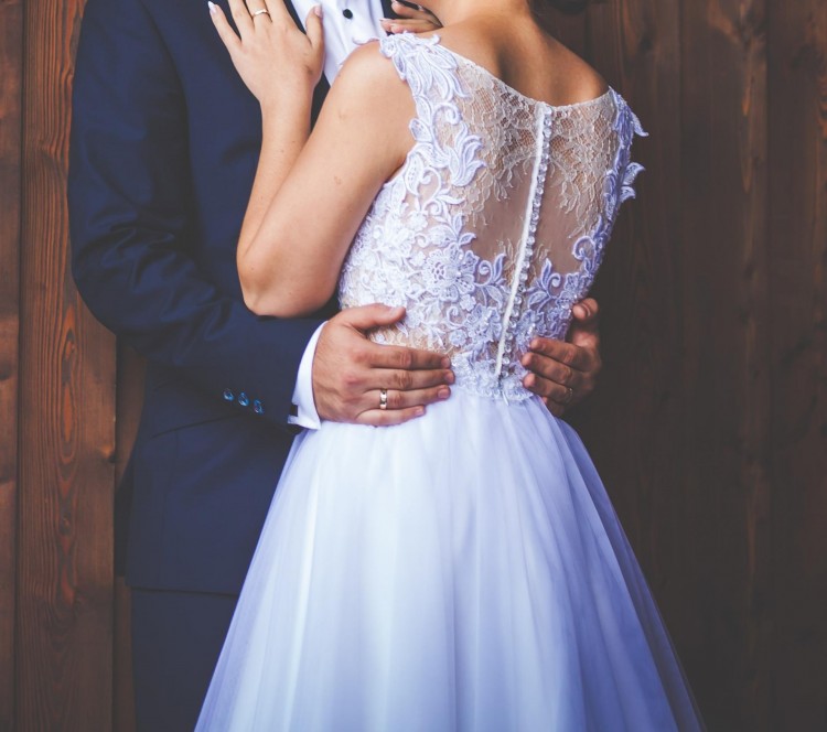 Suknia ślubna Lila Estelle 2017