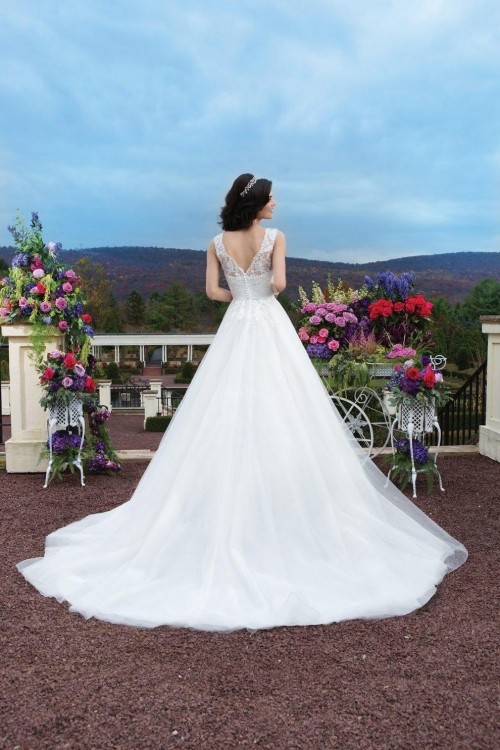 Suknia ślubna Sincerity + długi welon (Kolor Ivory)