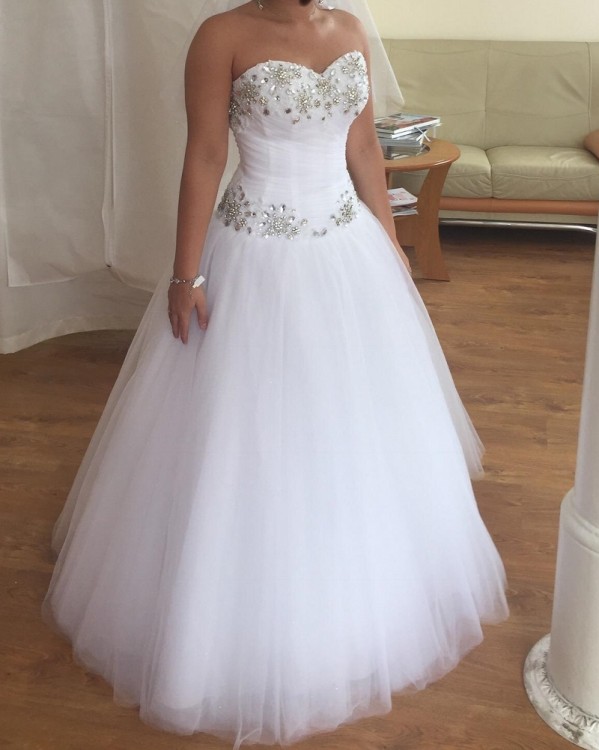 Suknia ślubna firmy Igar