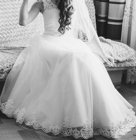 Suknia ślubna w literkę A