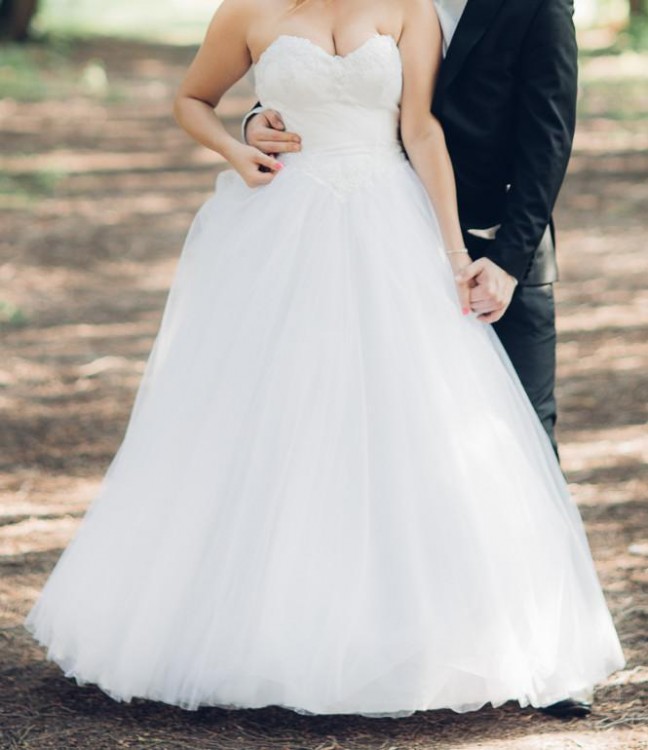 Suknia ślubna typu księżniczka 38/40