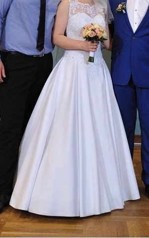 Satynowa suknia ślubna 38/40