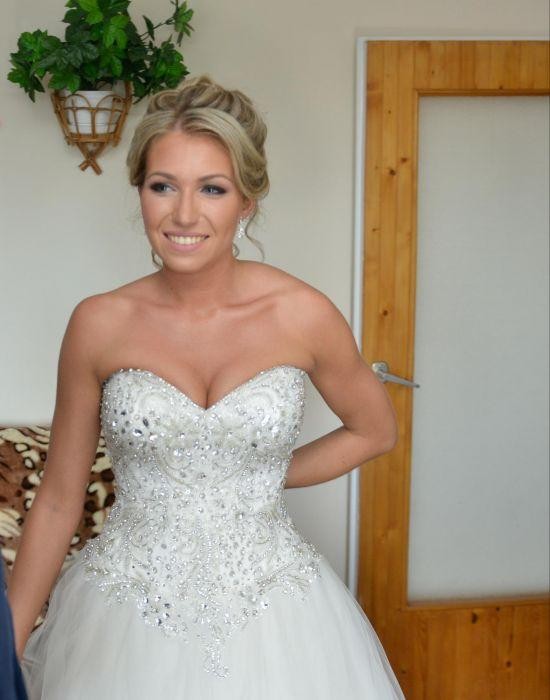 Suknia ślubna princeska