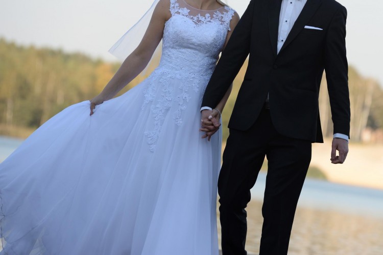 Suknia ślubna Sharimall, marki Estera