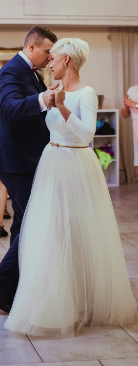 PIĘKNA I PROSTA SUKNIA 2w1