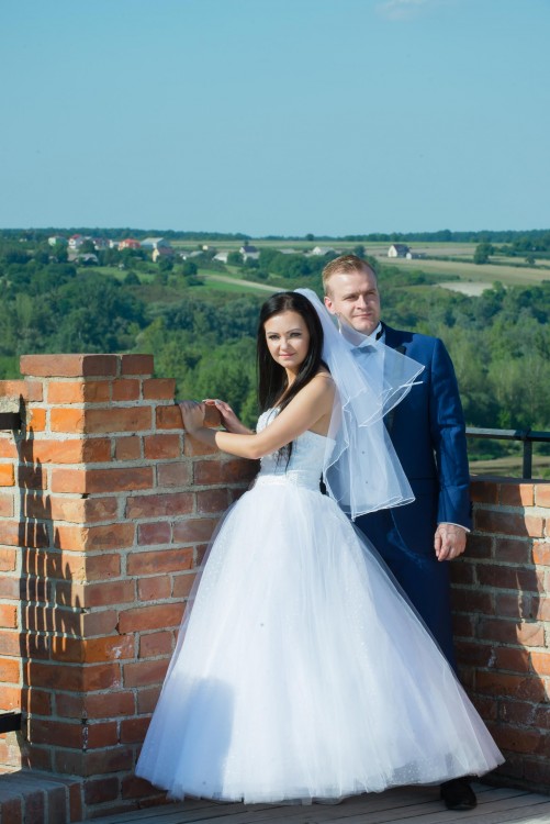 Suknia ślubna model Pratta + welon gratis