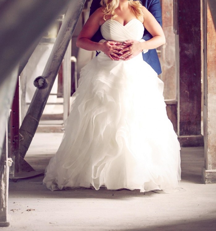 Suknia ślubna kolor Ivory