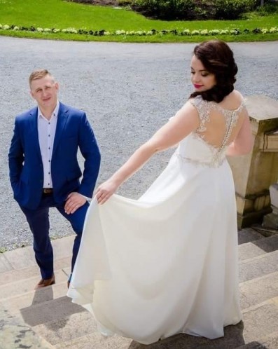 Delikatna suknia ślubna kolekcja 2017.