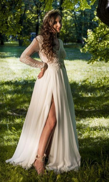 Oryginalna suknia ślubna DIANA długi rękaw,z rozporkiem