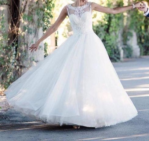 Przepiękna suknia ślubna princessa