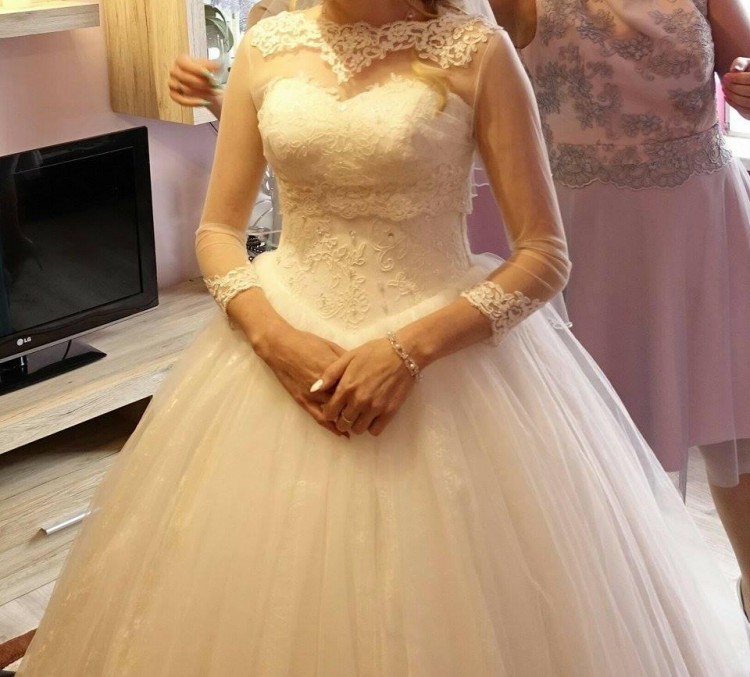 Suknia ślubna 2017 + bolerko ślubne zapinane z tyłu