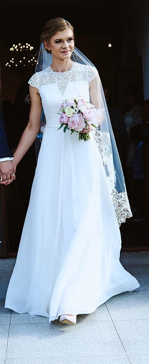 Urocza suknia ślubna :)