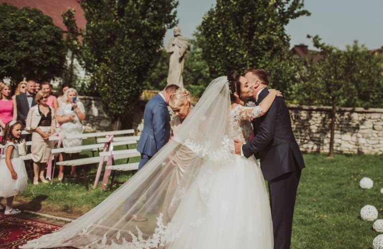 SUKNIA ŚLUBNA Pronovias Arlene