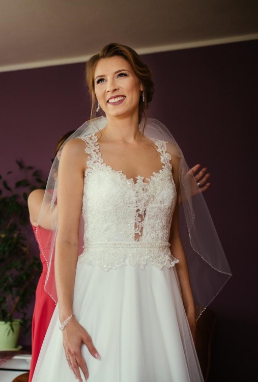 Suknia ślubna styl A lub rustykalny