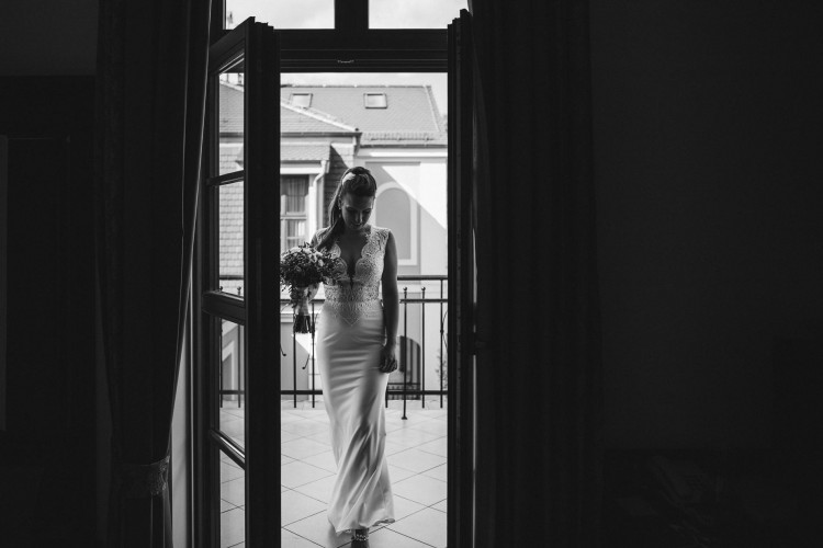 Suknia ślubna syrena