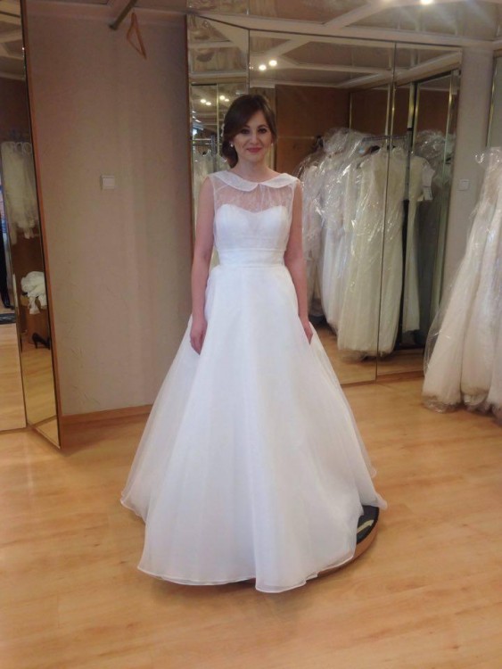 Piękna suknie ślubna Cymbeline Bardot Longe