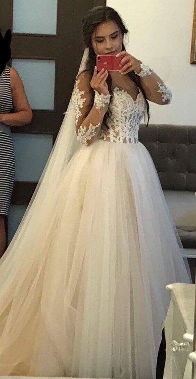 Suknia projektu Gabbiano model Cecil.