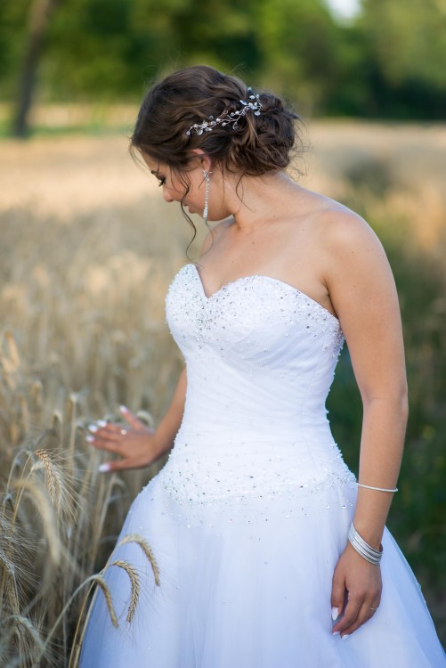 Sprzedam przepiękną suknię Sincerity rozm. S