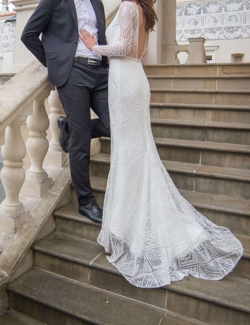 Piękna suknia ślubna IGAR