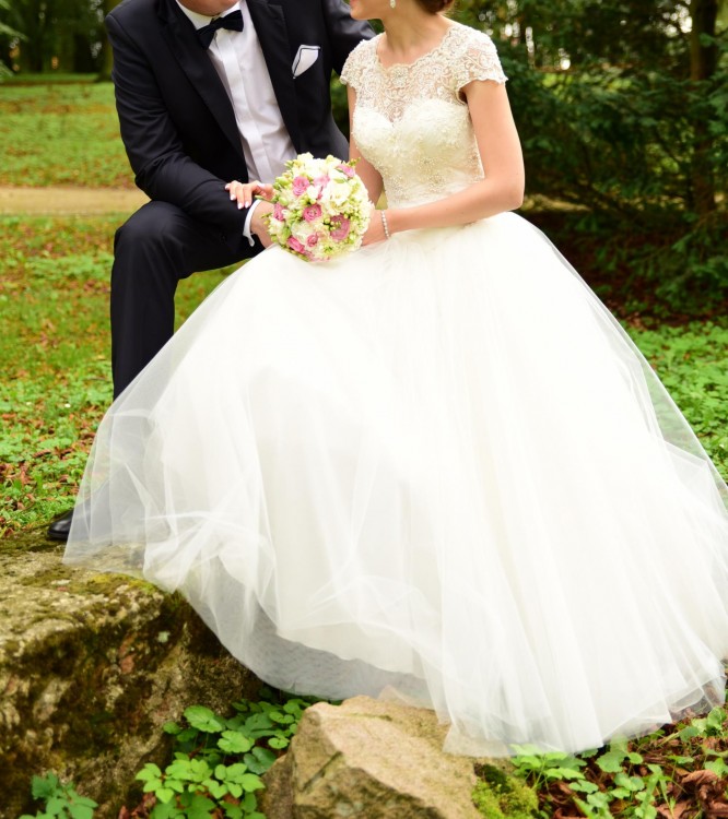 Suknia ślubna śmietankowa rozmiar 34/36