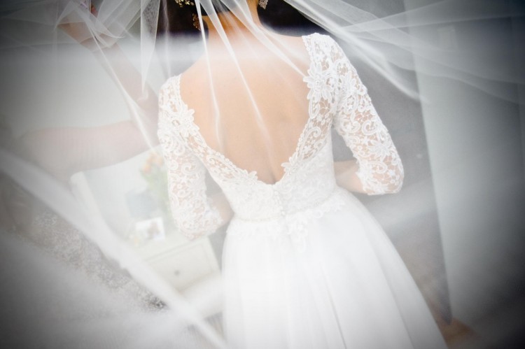 Elegancka, koronkowa suknia ślubna SKY AFRODYTA 2017, r. 36