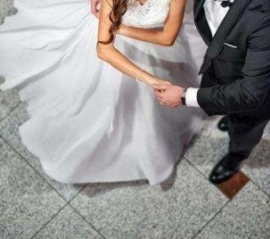 Śliczna suknia ślubna, r.36, 163 cm+ obcas 6 cm