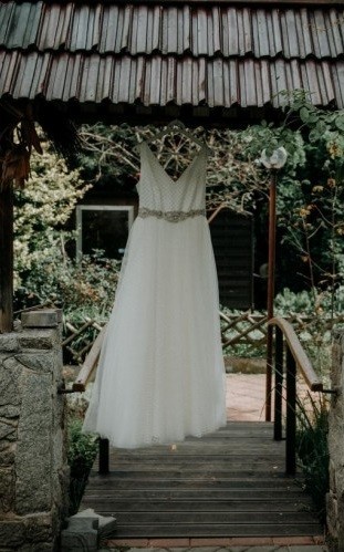 Suknia ślubna - koronka w kratkę