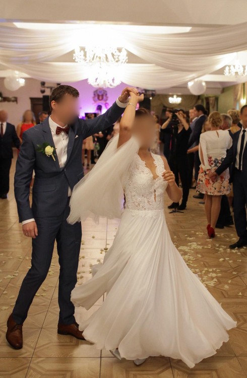 Suknia ślubna z salonu