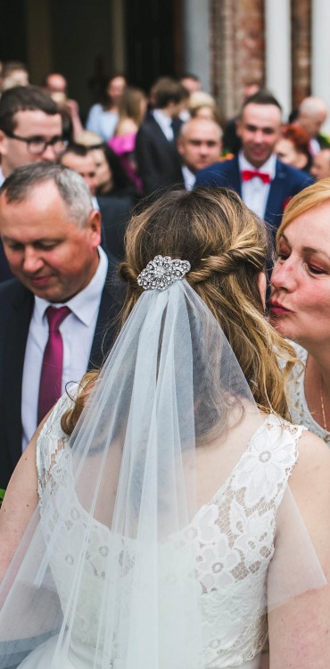 Suknia ślubna + dodatki